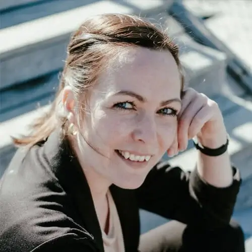 Melanie Birch